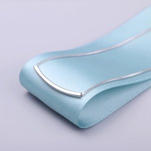 Sterling Silver Necklace w Arc Pendant